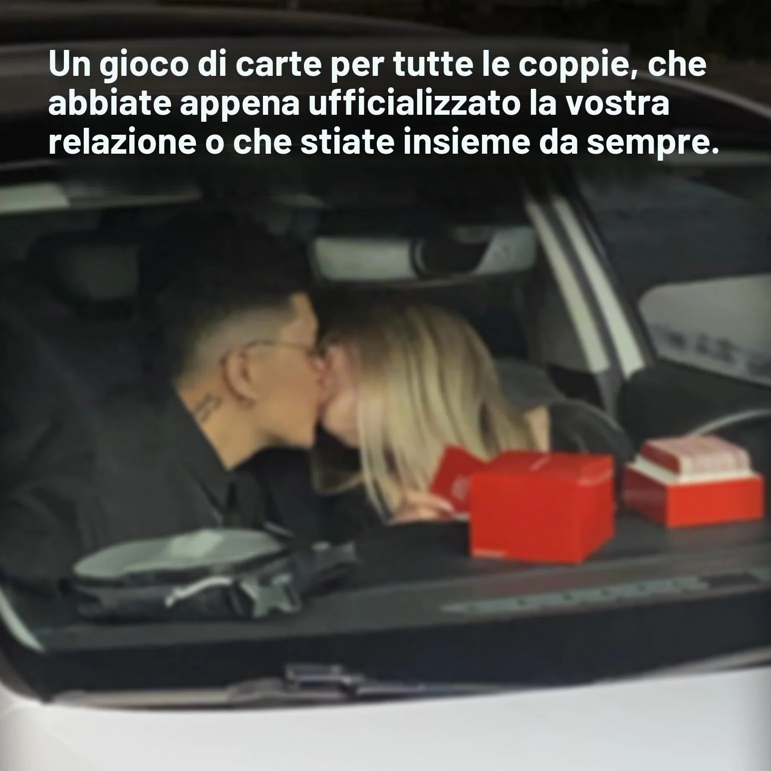 WE'RE NOT REALLY STRANGERS Gioco di carte edizione per coppie, 150 carte di conversazione per coppie, adulti e adolescenti, gioco a 2 giocatori per appuntamenti serali, serate di gioco e feste, età.