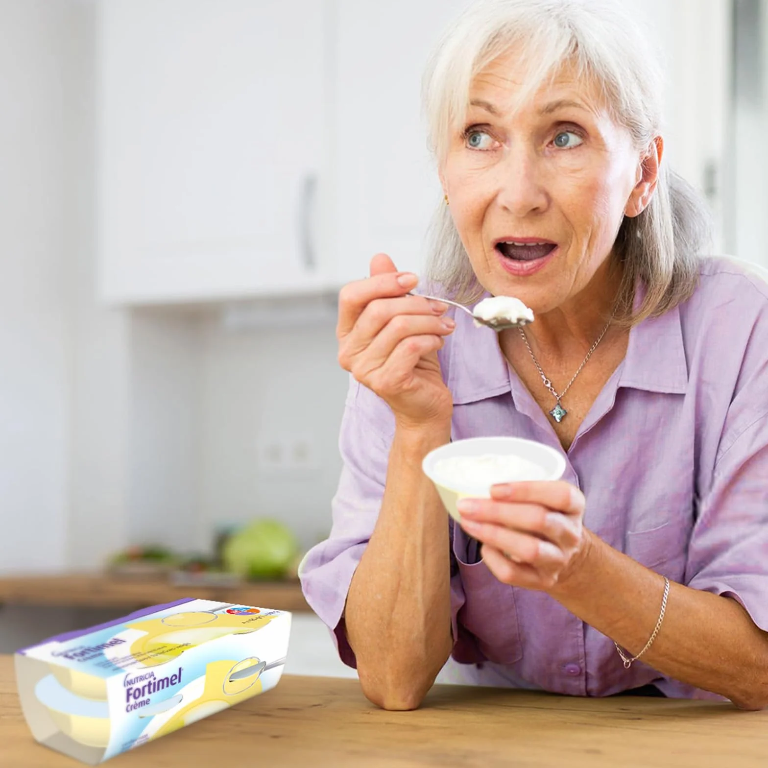 NUTRICIA FORTIMEL CREME - Supplemento Nutrizionale per la Gestione Dietetica della Malnutrizione, Cremoso, adatto per problemi di Deglutizione, Alimento a Fini Medici Speciali, Frutti di Bosco-4x125ml