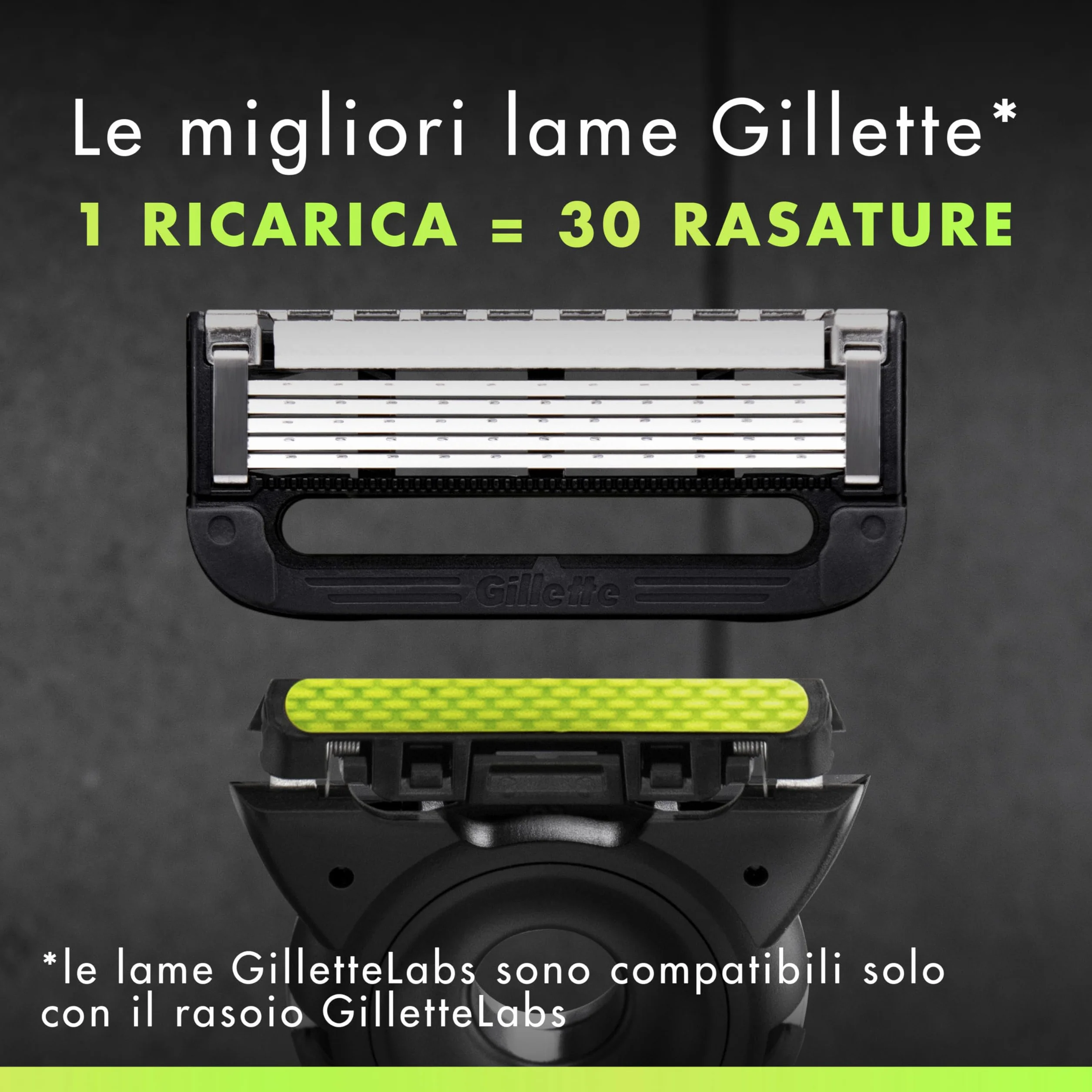 Gillette Uefa Champions League Special Edition Gillette Labs Rasoio a Mano Libera con Barra Esfoliante, 1 Manico + 8 Lamette di Ricambio, Include Base Magnetica Premium