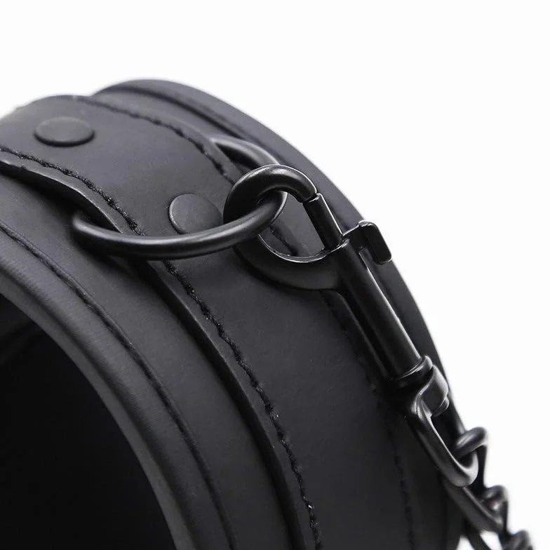 BONDAGERIE® Manette All Black Morbide, con catenina, colore Nero