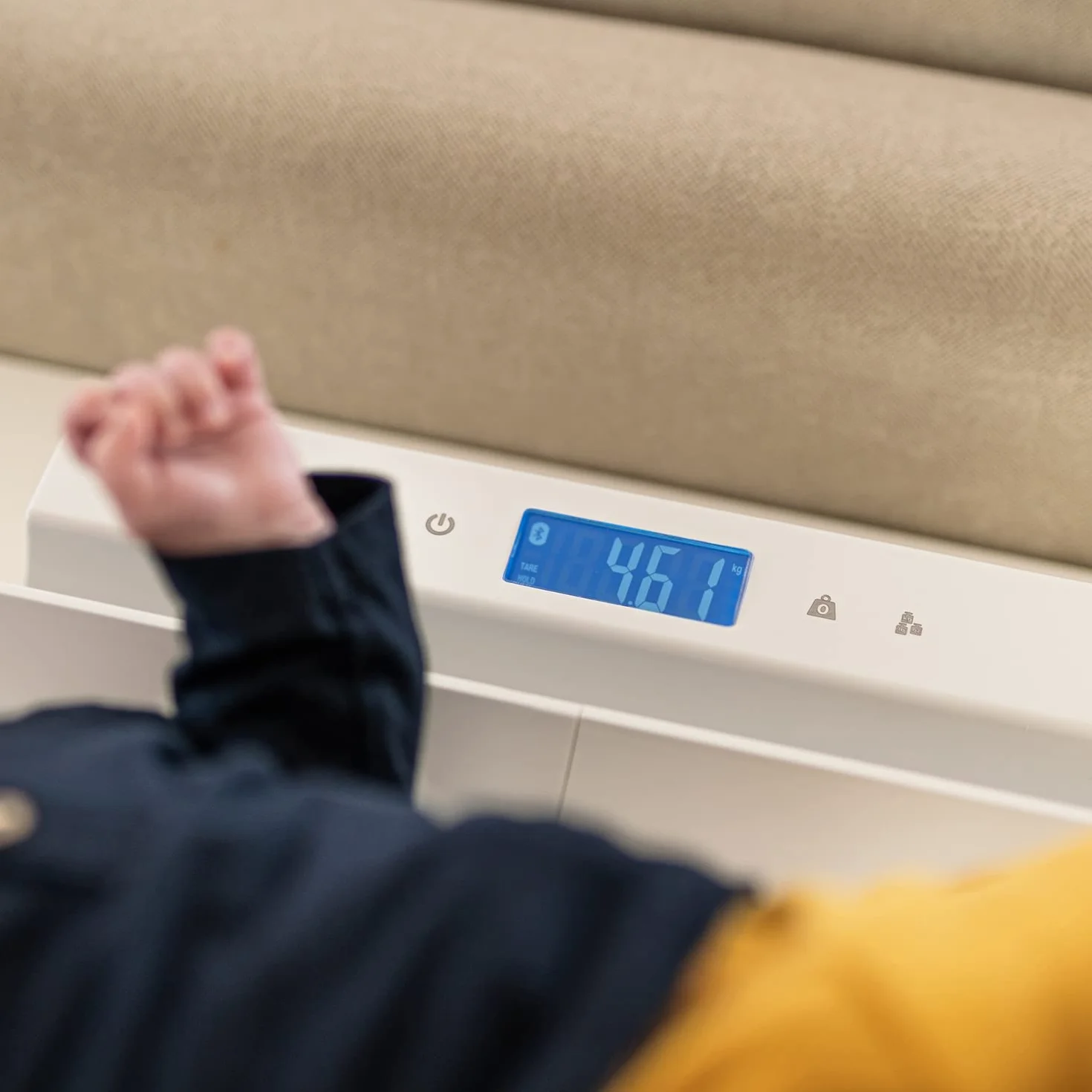 Suavinex Bilancia Digitale Neonati Adulti 1-100 kg Vassoio Pesata Rimovibile